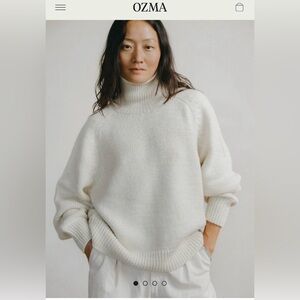 OZMA cream/white alpaca/wool turtleneck size M